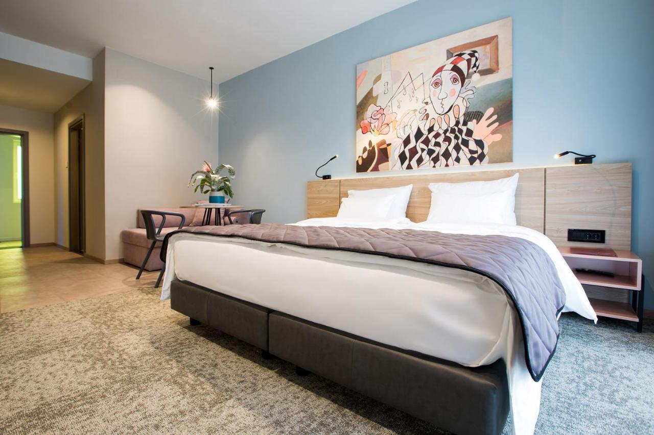 Hotel Forum Garni Subotica Ngoại thất bức ảnh