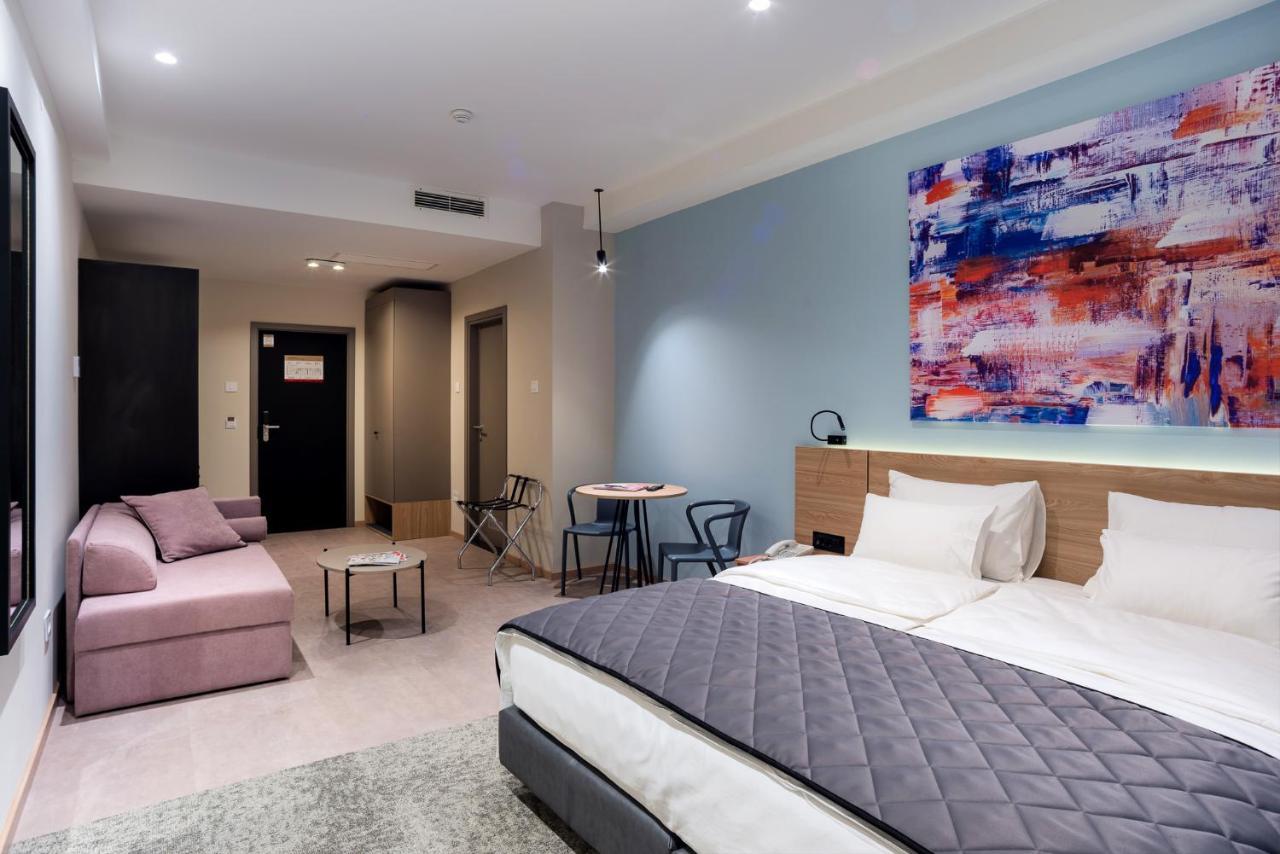 Hotel Forum Garni Subotica Ngoại thất bức ảnh
