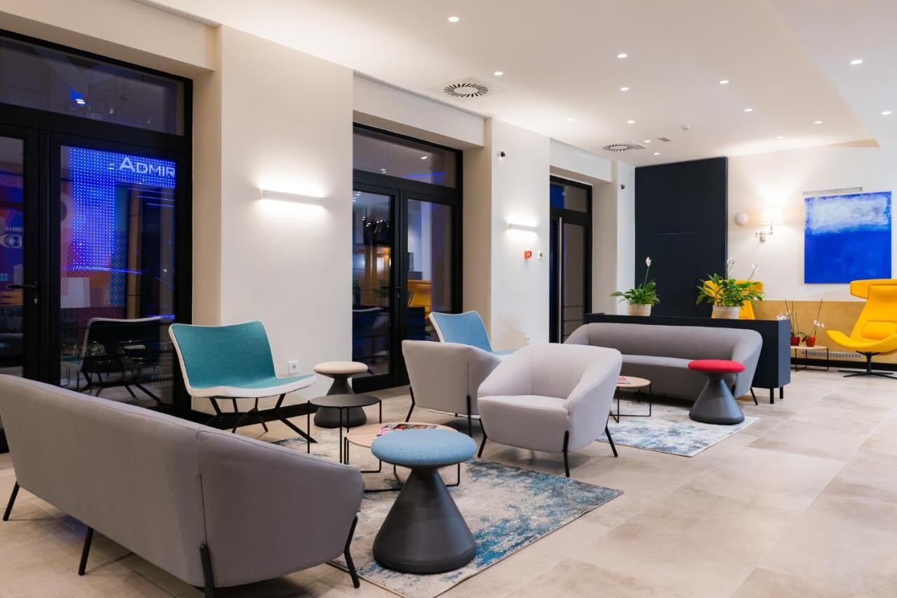 Hotel Forum Garni Subotica Ngoại thất bức ảnh