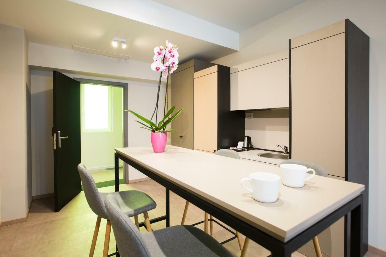 Hotel Forum Garni Subotica Ngoại thất bức ảnh